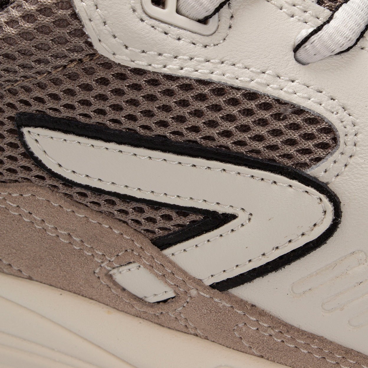 Grid | Almond Brown/Off White | Men - hubfootwear