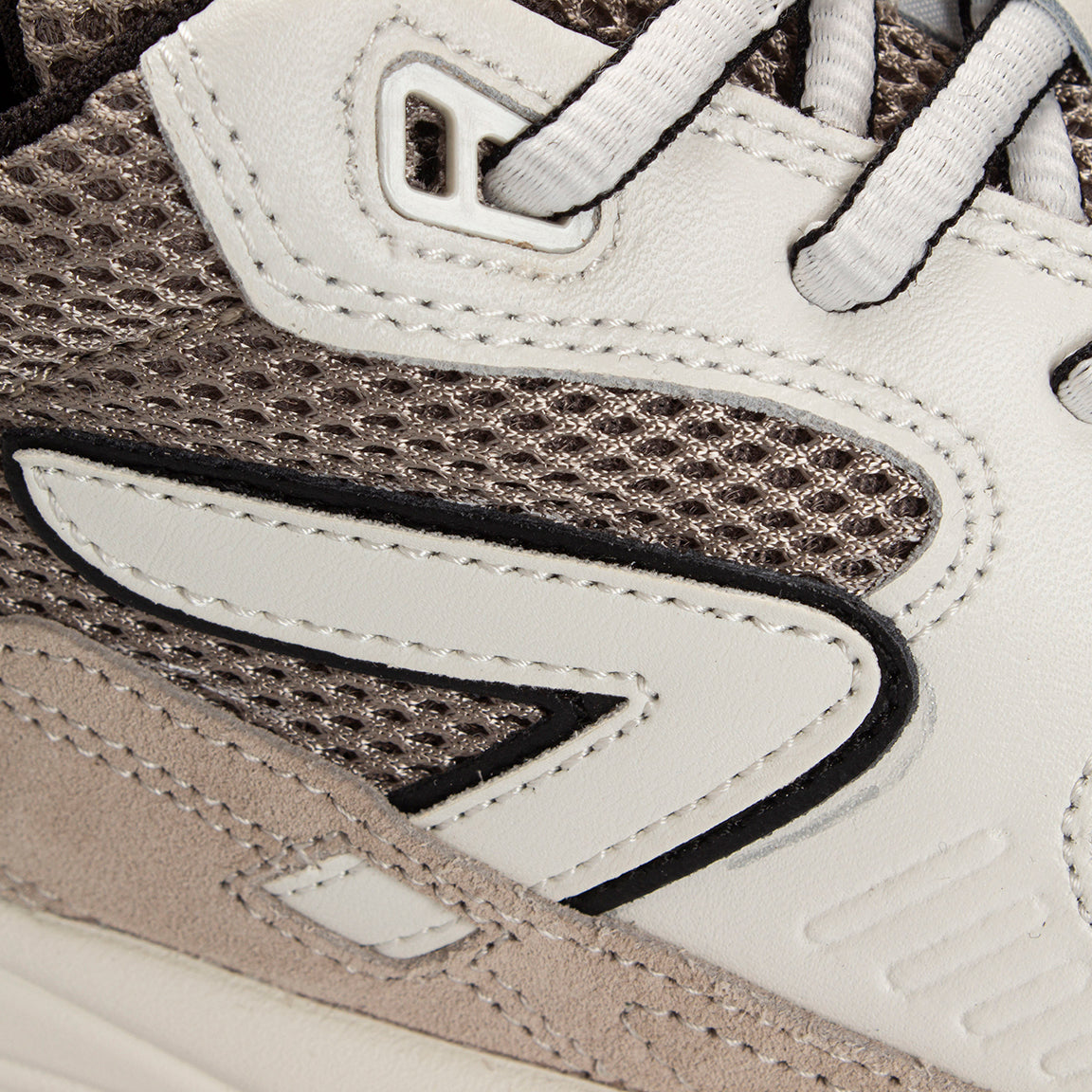 Grid | Almond Brown/Bone | Men