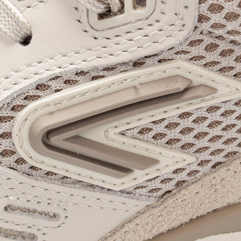 Ace 25 | Light Bone/Off White | Men - HUB Footwear