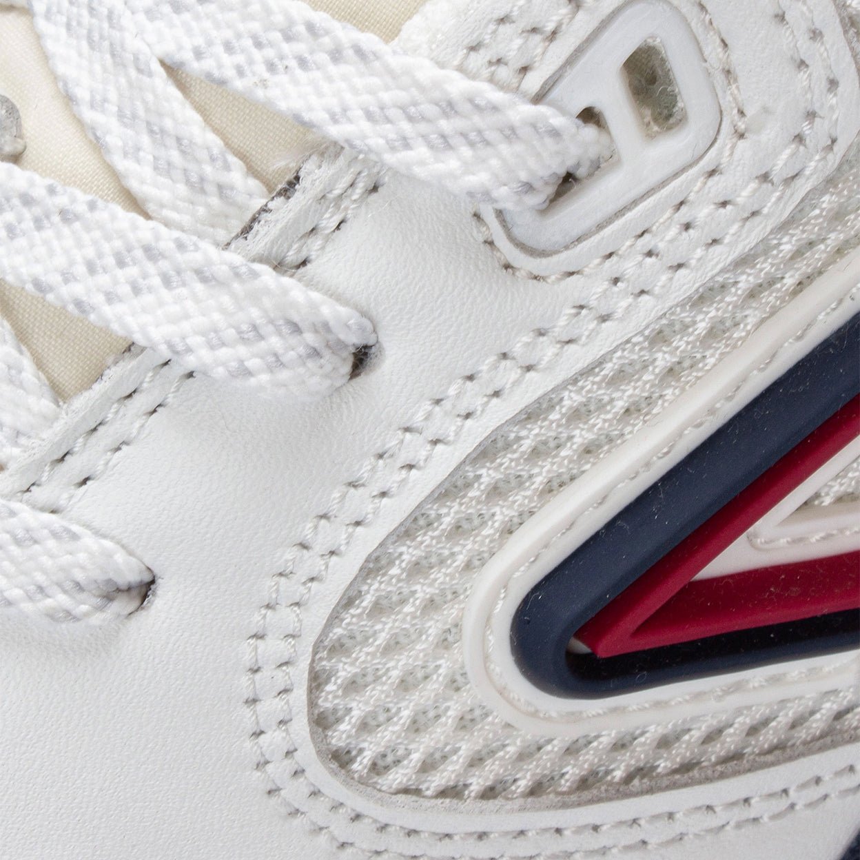 Ace 25 | White/Navy | Men - HUB Footwear