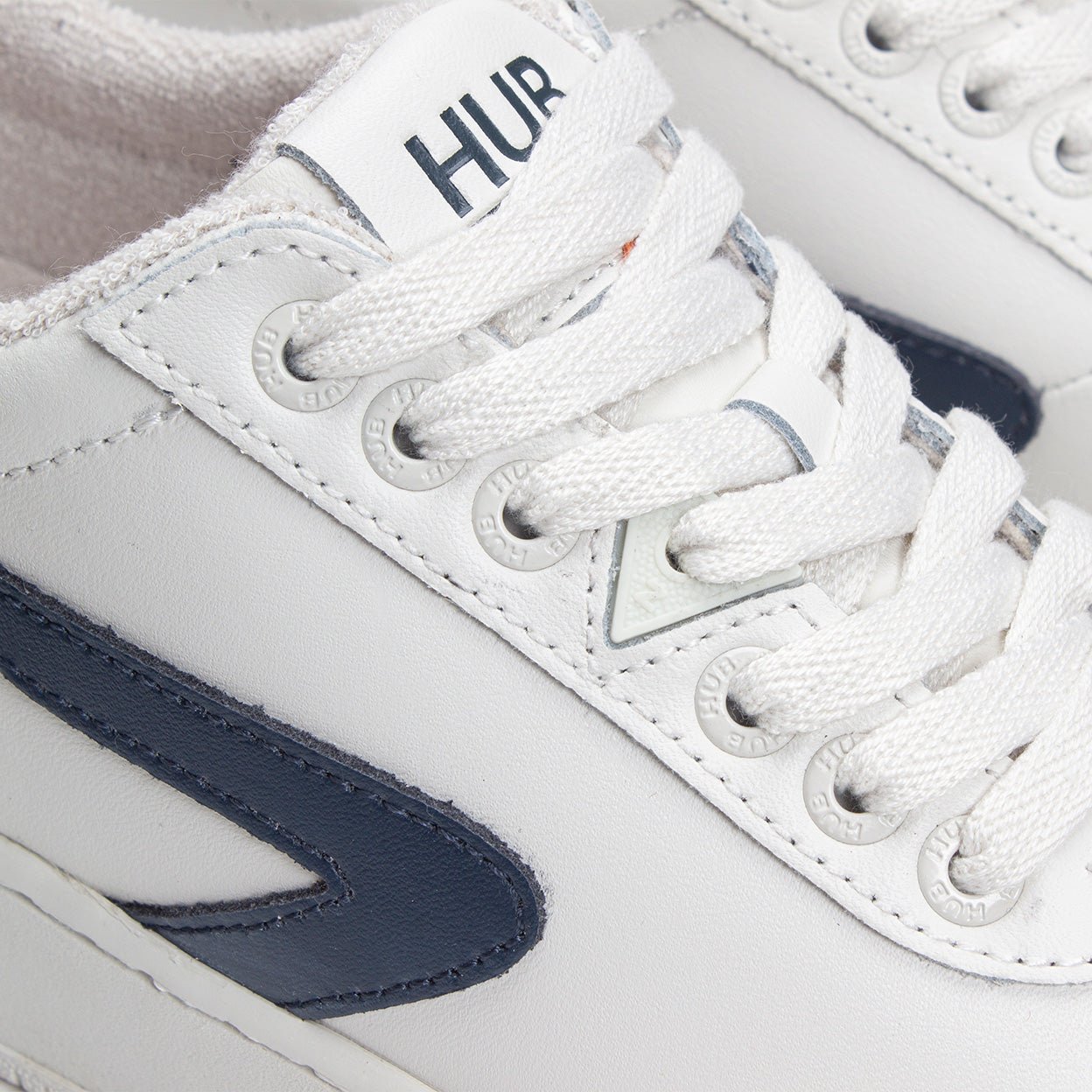 Baseline | Off White/Gravel/Blue | Women - HUB Footwear