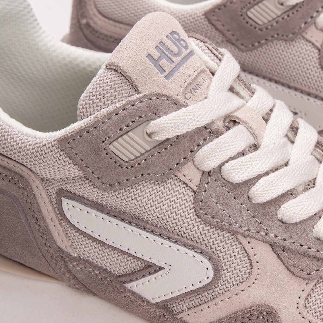 Cayenne | Light Bone/Off White/Mid Grey | Women - HUB Footwear