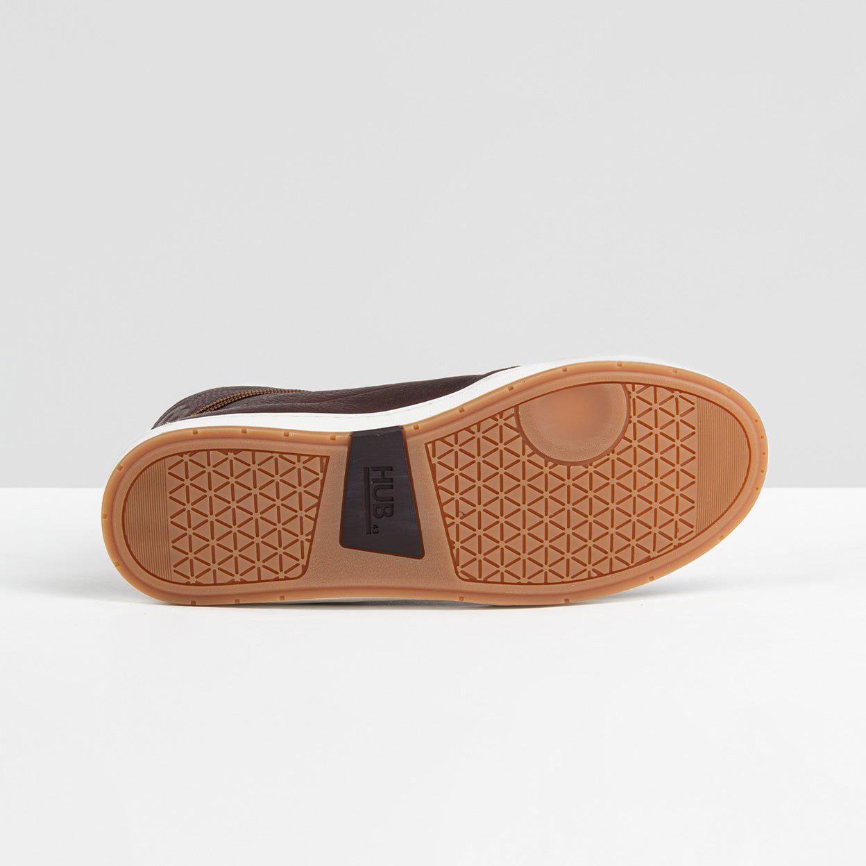 Chess 2.0 | Dark Brown/Off White | Men - HUB Footwear