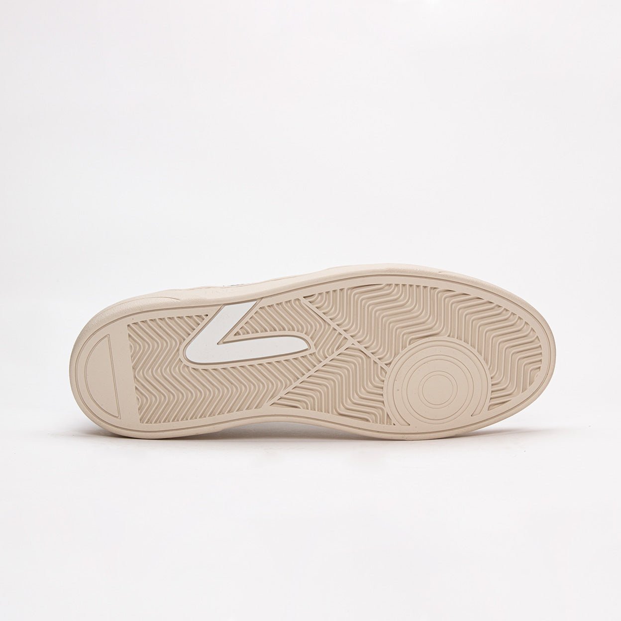 Court | Off White/Light Bone/Silver | Women - HUB Footwear