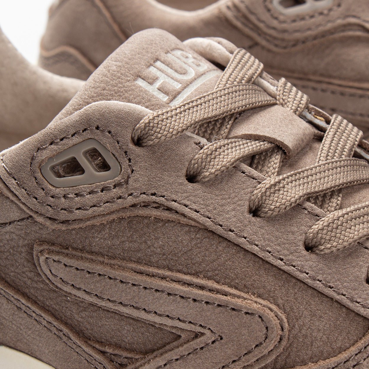 Glide | Dark Taupe/Off White | Women - hubfootwear