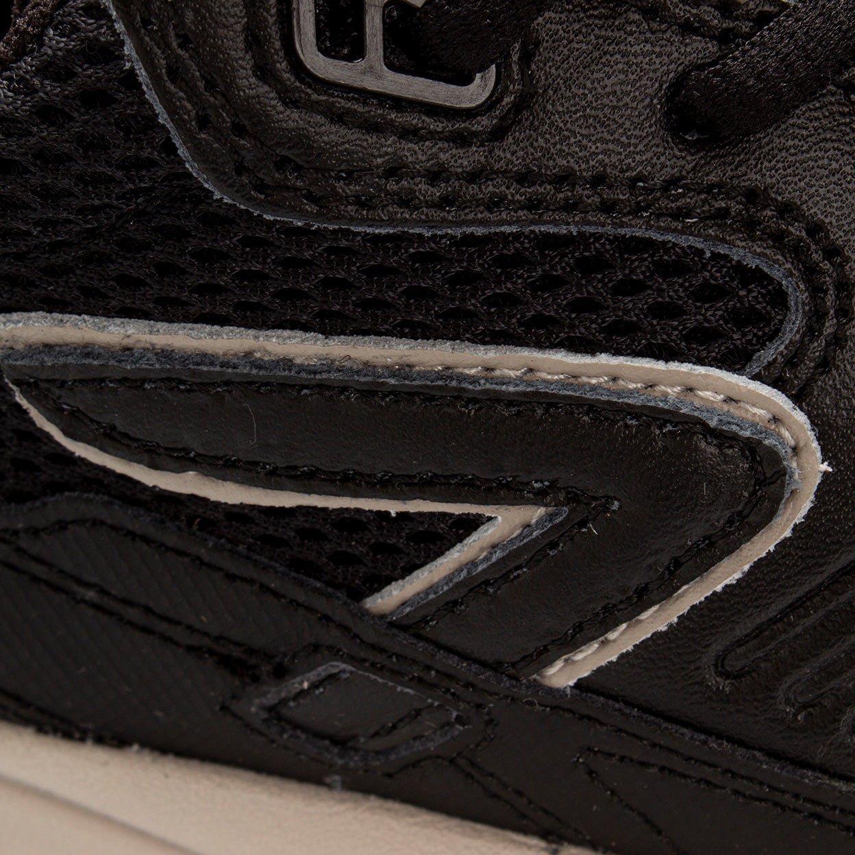 Grid | Black/Black | Women - hubfootwear