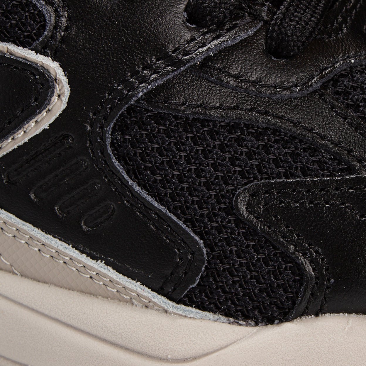 Grid | Black/Black | Women - HUB Footwear