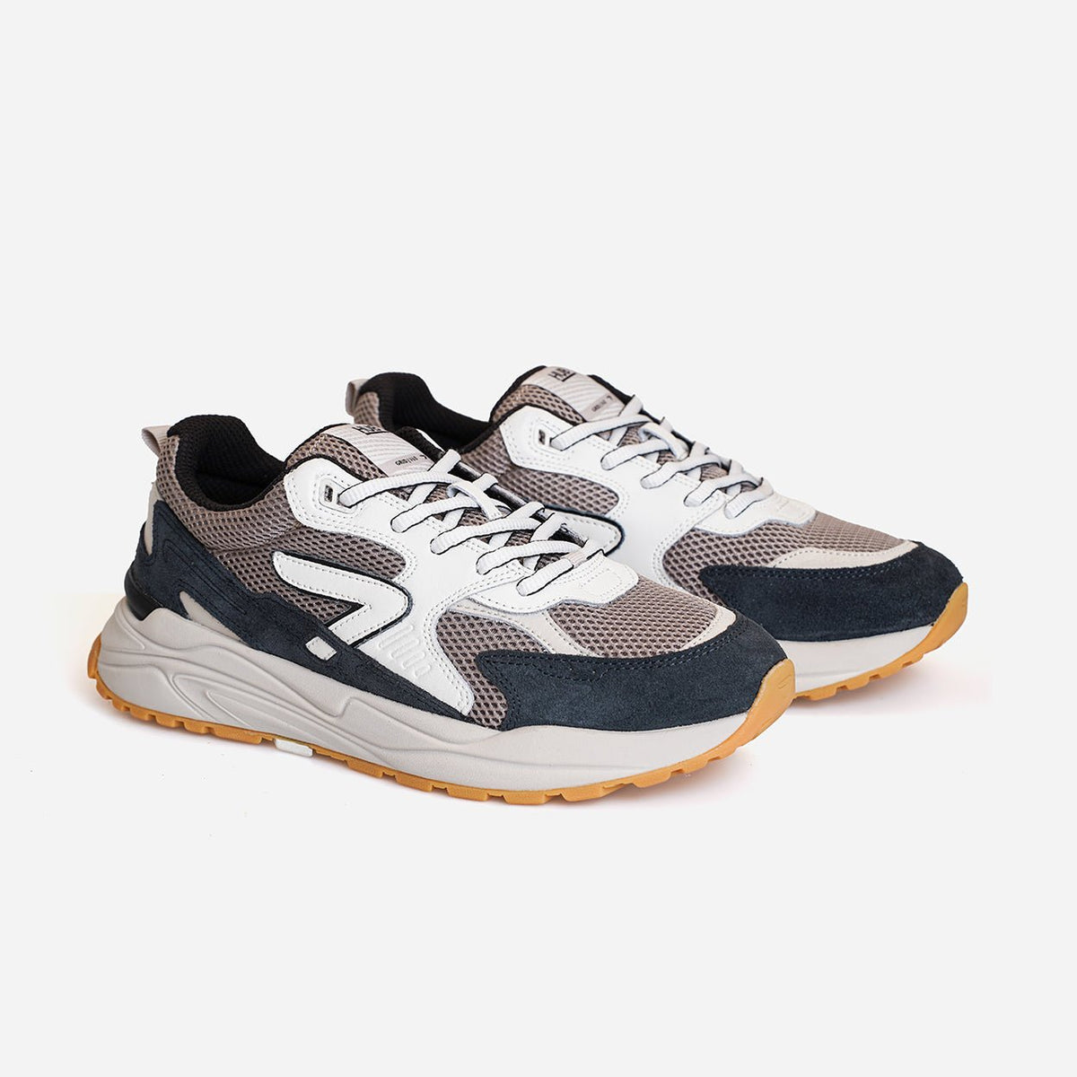 HUB Grid | Almond Brown/Off White/Navy | Men