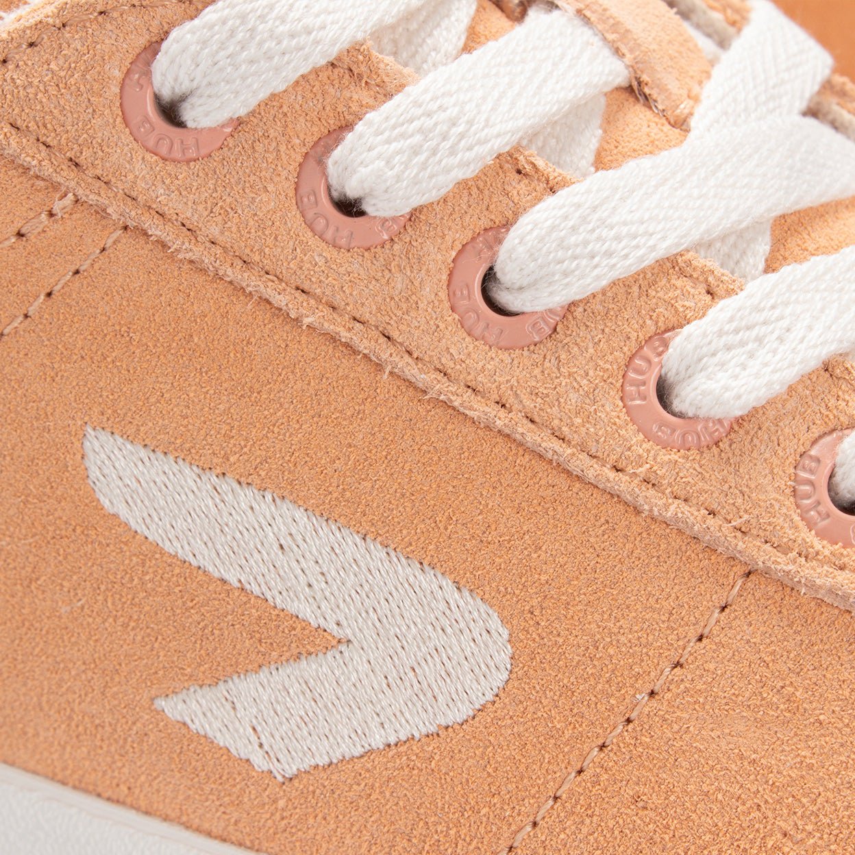 HUB Miami | Almost Apricot/Off White | Women