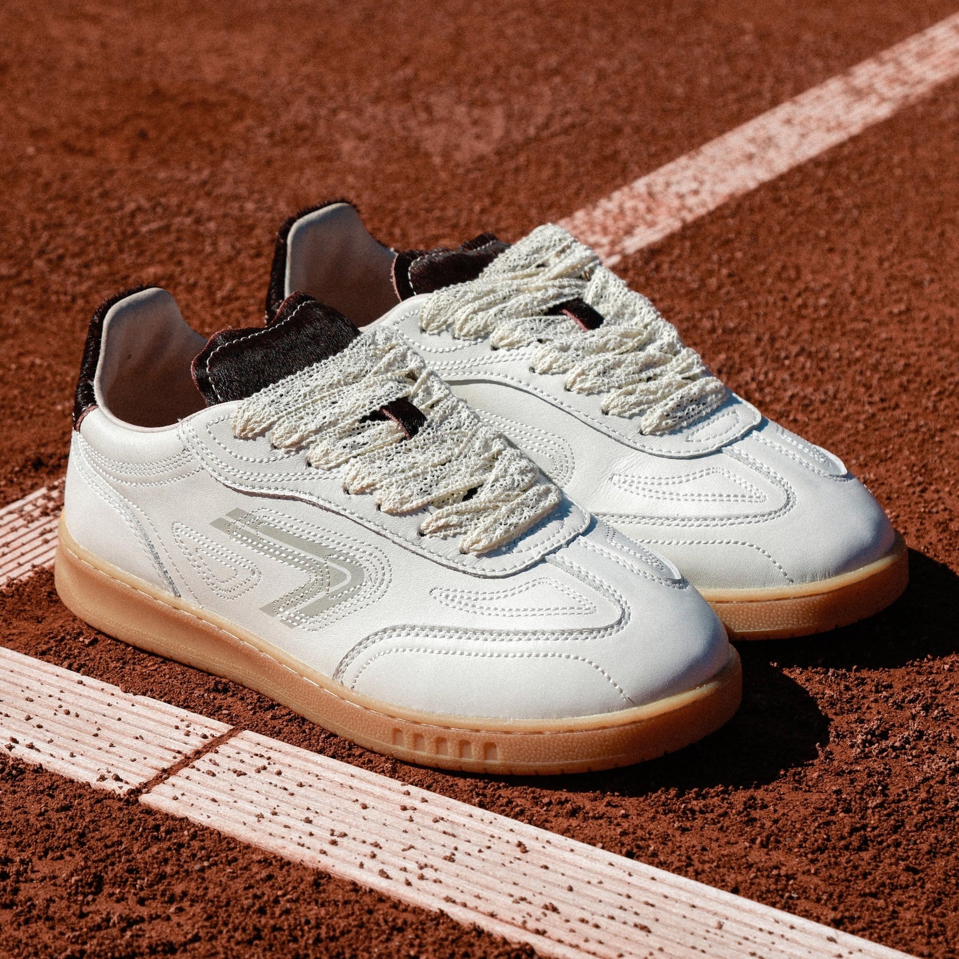 HUB Slice 2.0 | Off White/Light Gum | Women