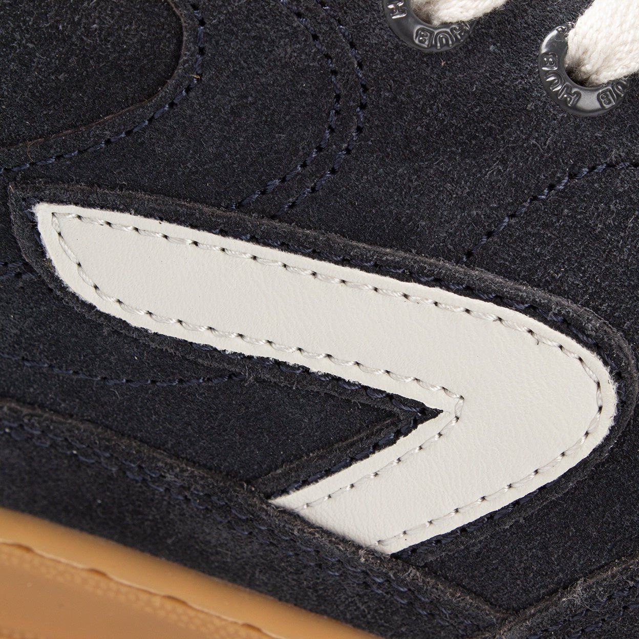 HUB Vancouver | Navy/Off White | Men - metafield_custom.shoe_type in metafield_custom.web_color