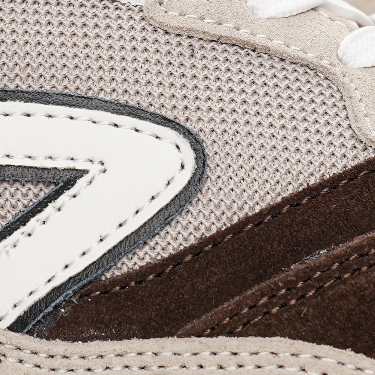 HUB Wave | Bone/Off Wht/Dark Coffee/Off Wht-Lt Gum | Men