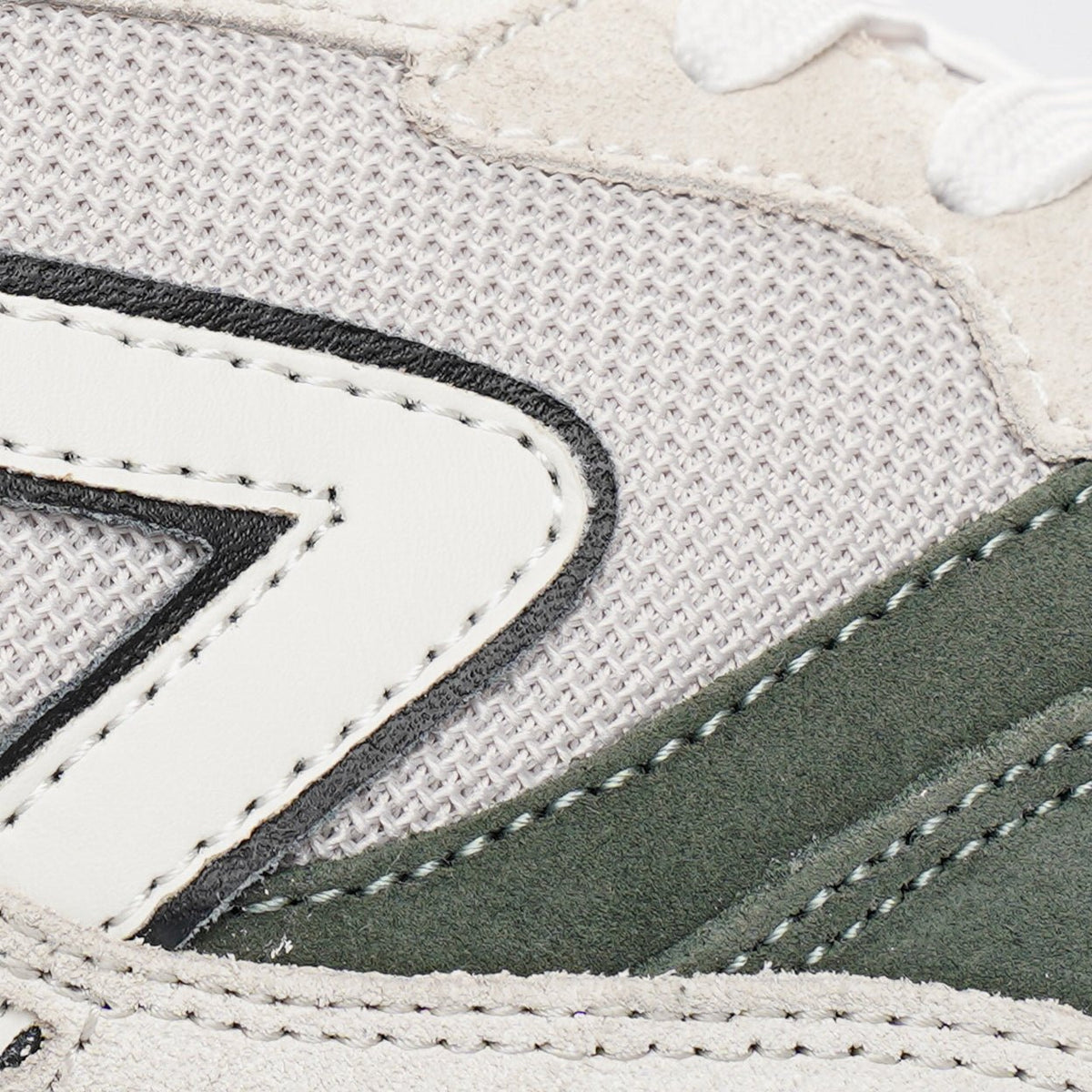 HUB Wave | Lt Bone/Off Wht/Sage Green/Blk/Off Wht-Lt Gum | Men