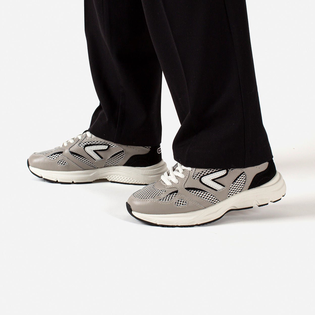 Shift | Black/Off White/Bone | Women - hubfootwear