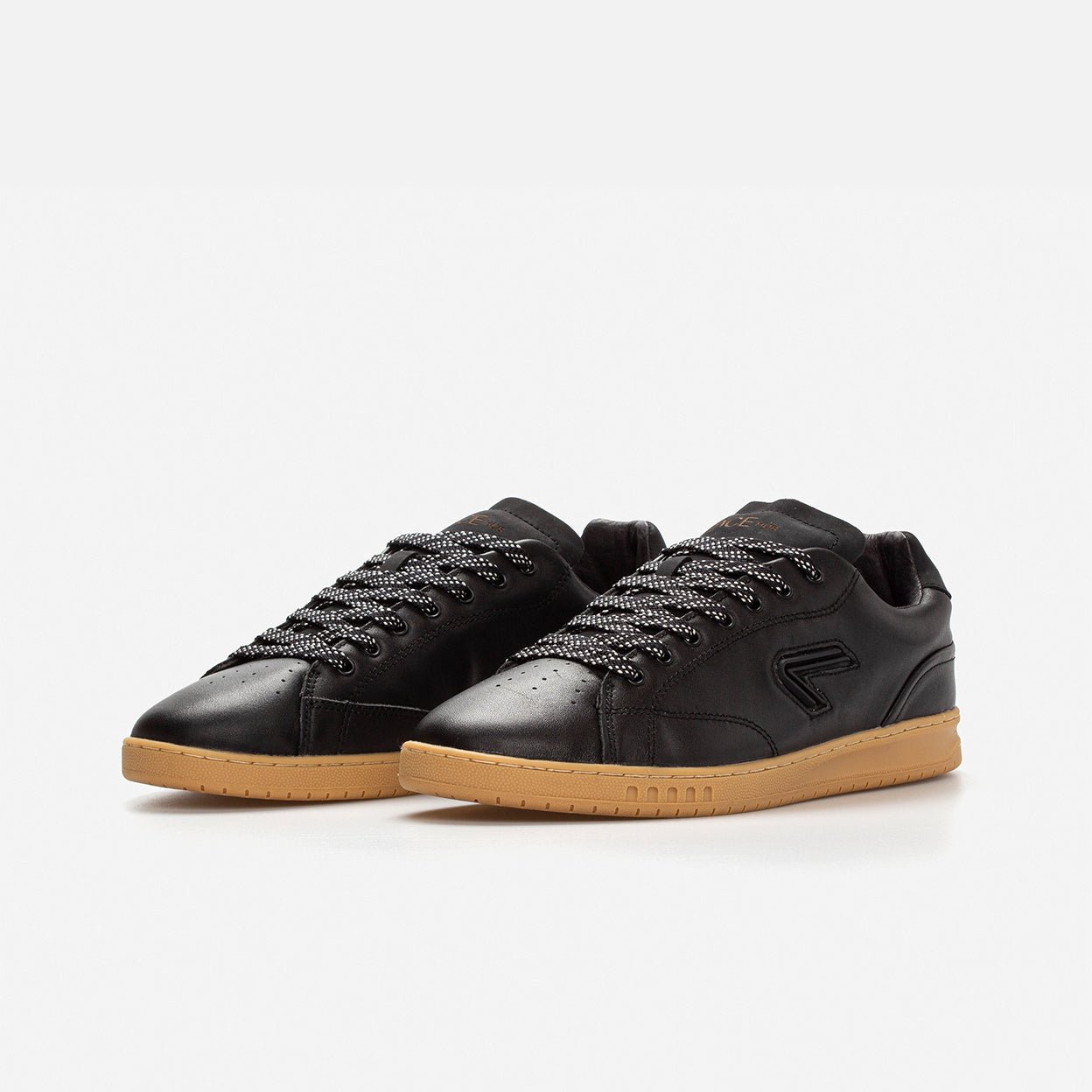 Shot | Black/Black/Lt Gum | Men - HUB Footwear