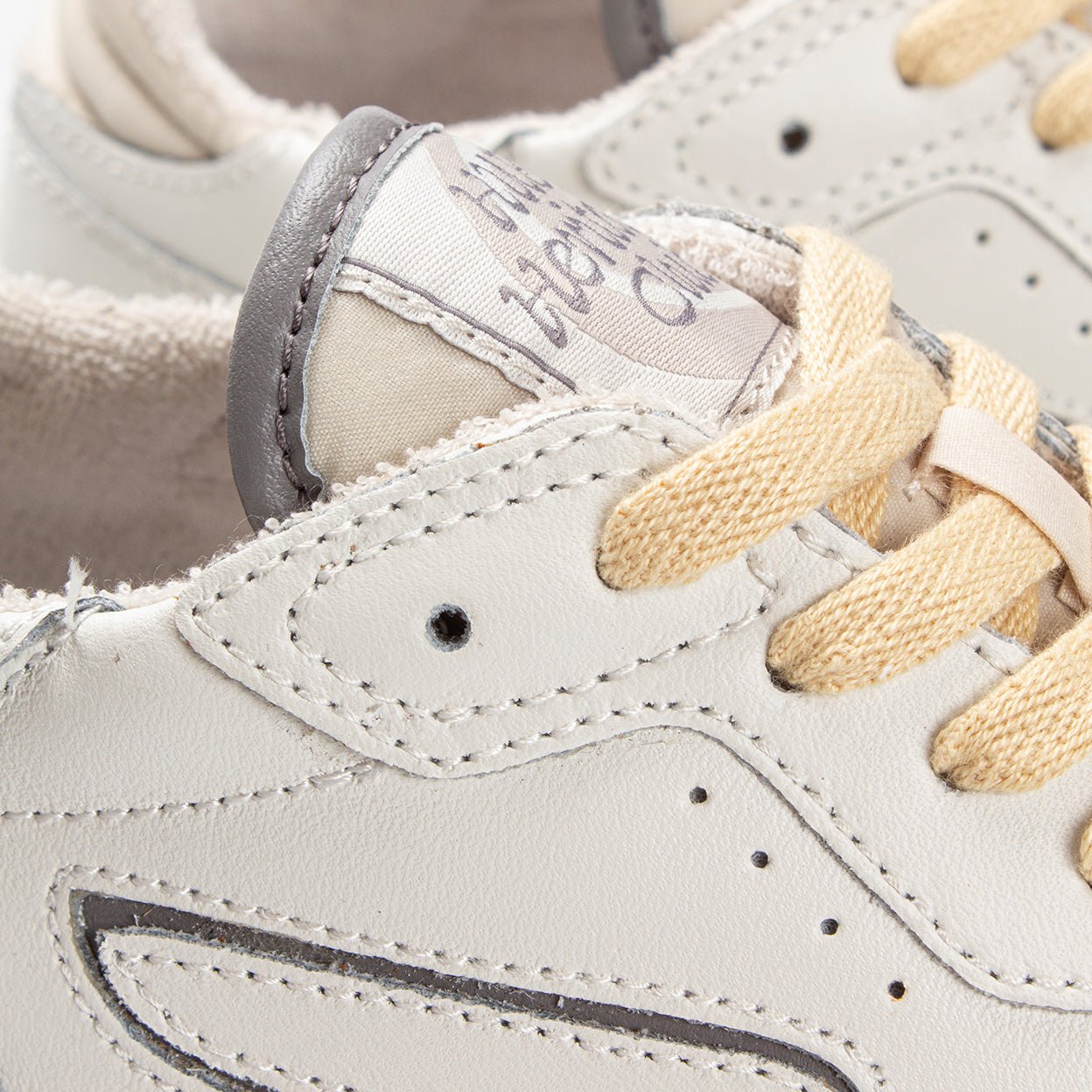 Smash | Off White/Mid Grey | Women - HUB Footwear