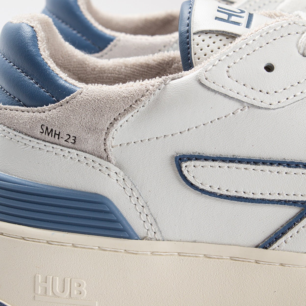 Smash | White/Elemental Blue | Men - HUB Footwear