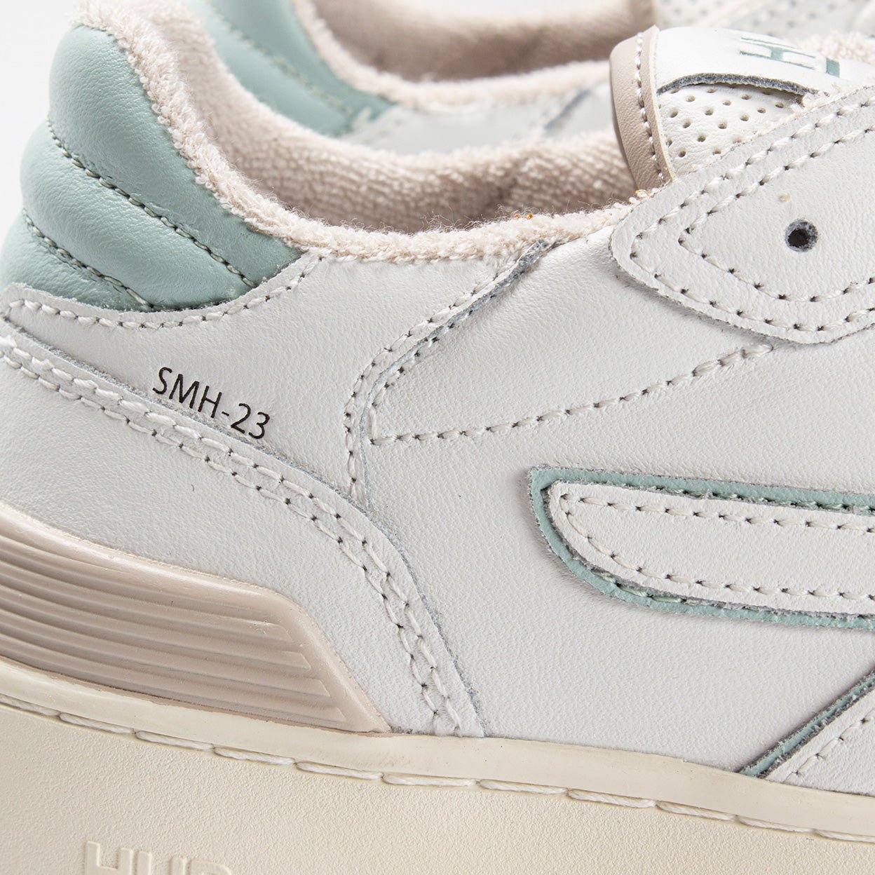 Smash | White/Surf Spray | Women - HUB Footwear