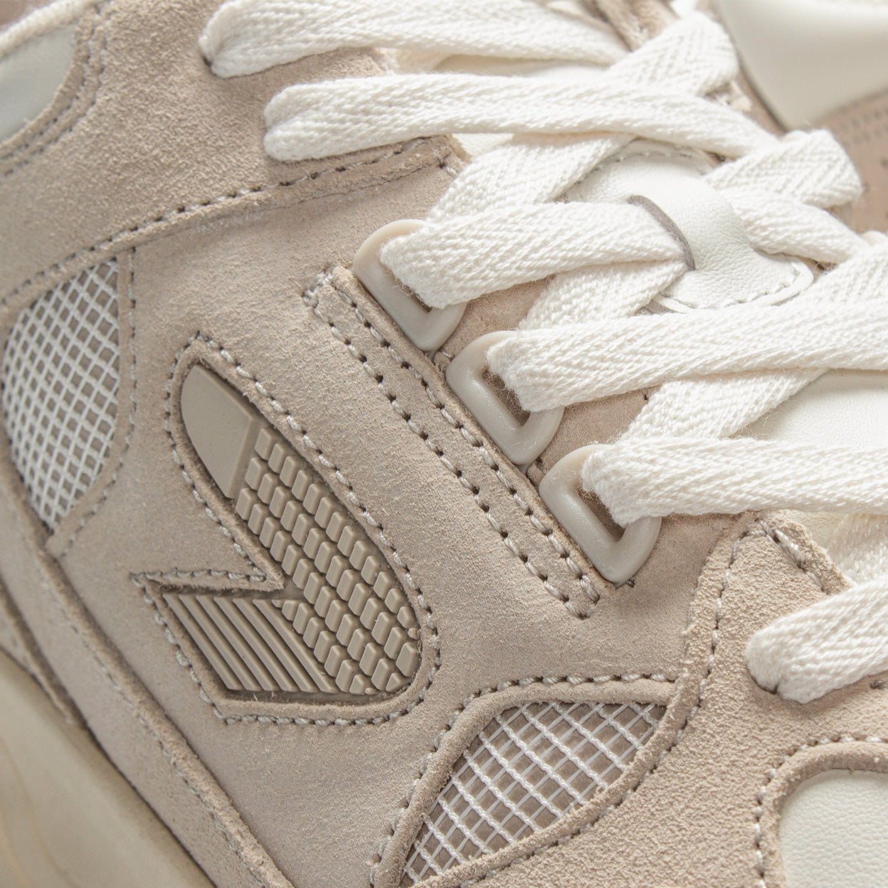 Thrill | Light Bone/Light Bone/Sage Green | Men - hubfootwear